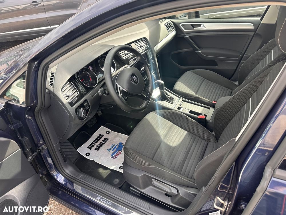 Volkswagen Golf 1.6 TDI BlueMotion Technology DSG Trendline - 13