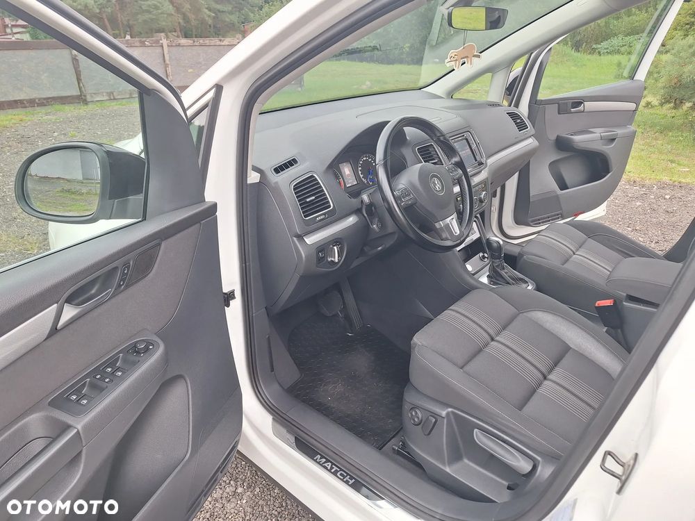 Volkswagen Sharan - 15