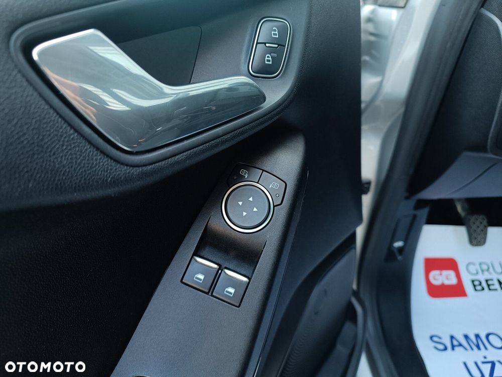 Ford Fiesta 1.1 Trend - 24