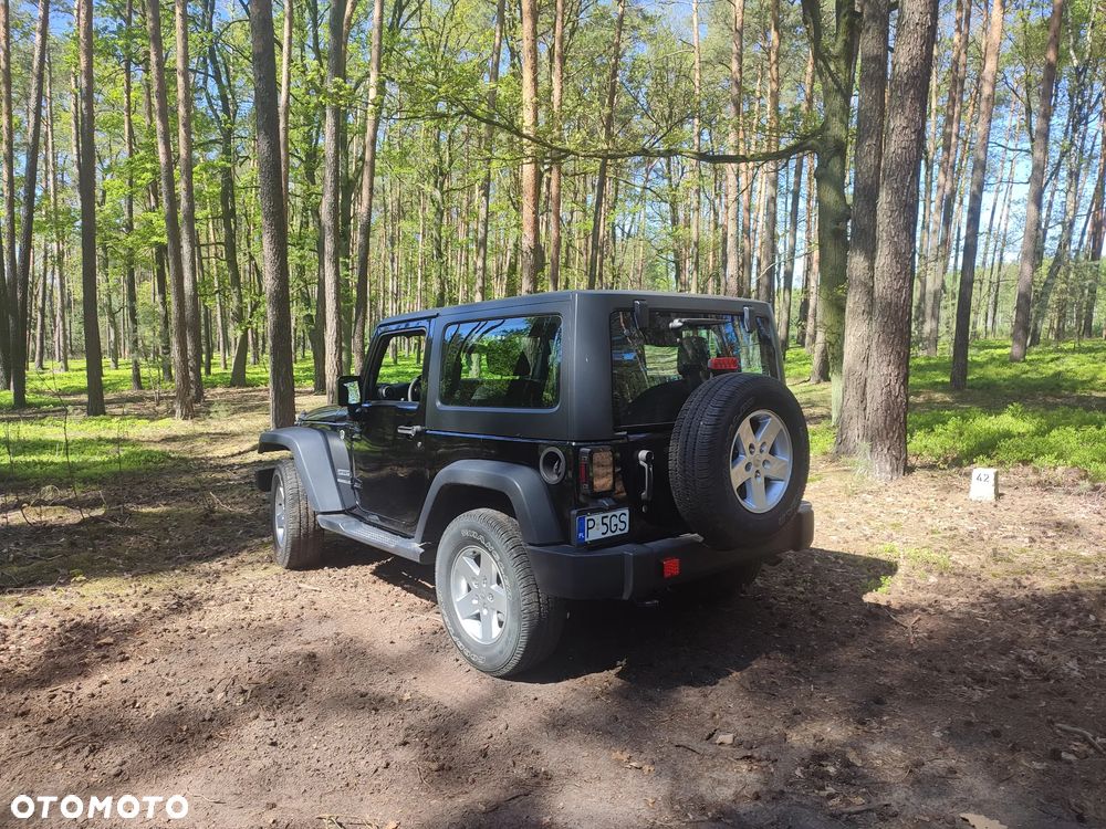 Jeep Wrangler - 26