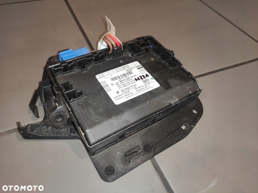 MERCEDES S-KLASA W221 STEROWNIK MODUŁ DRZWI PRAWY PRZÓD 0038207926 ORYGINAŁ - 1