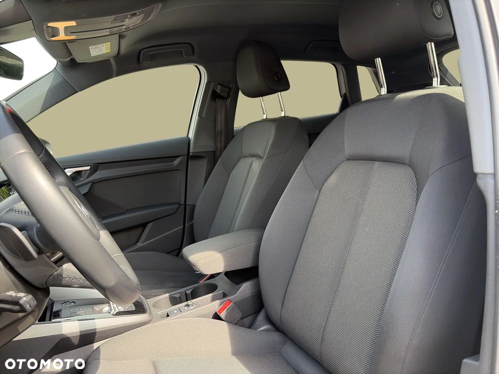 Audi A3 Sportback 35 TFSI mHEV S tronic - 10