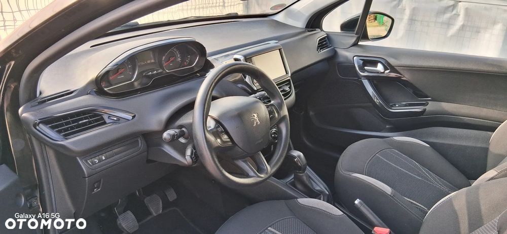 Peugeot 208 82 VTI Active - 12