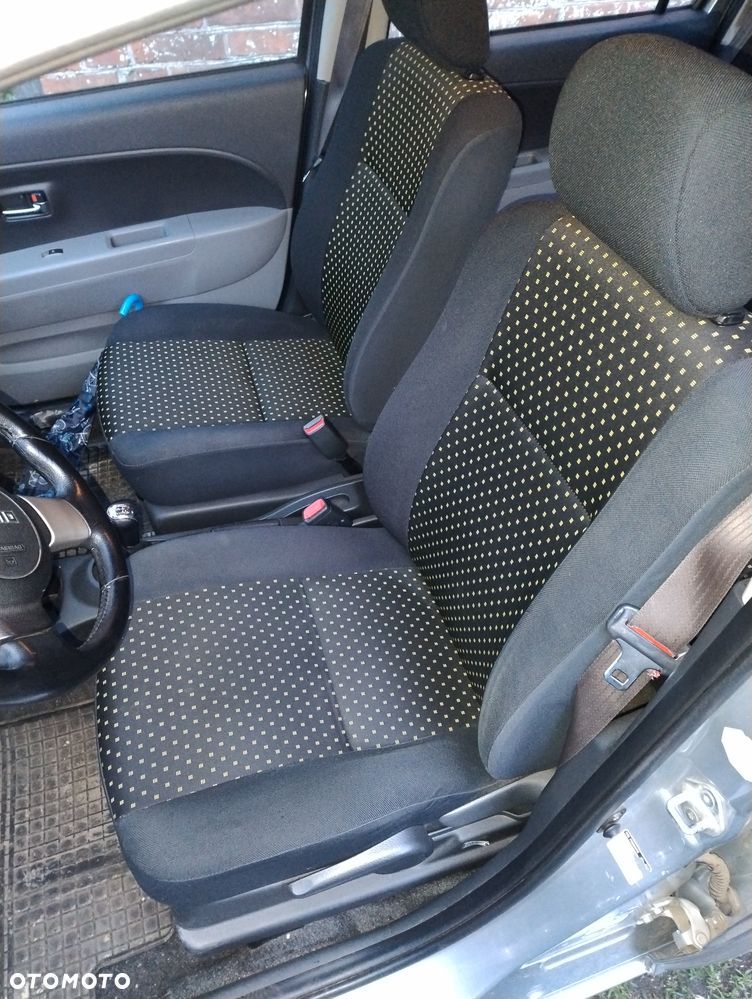 Daihatsu Sirion 1.3 - 14