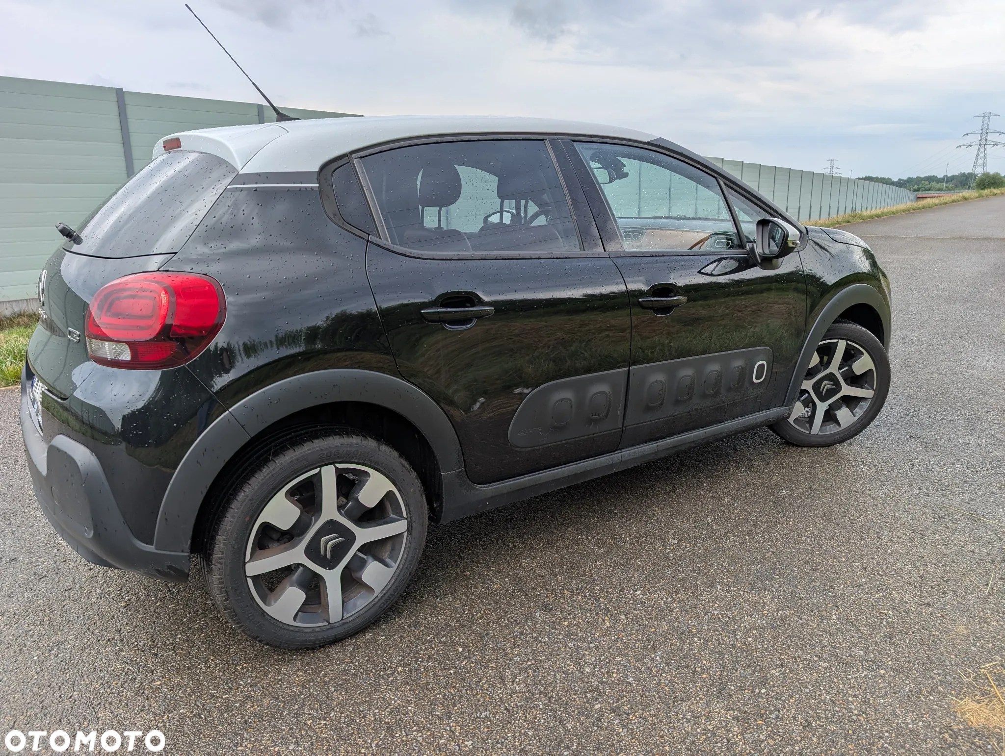 Citroën C3 1.2 PureTech Shine S&S - 4