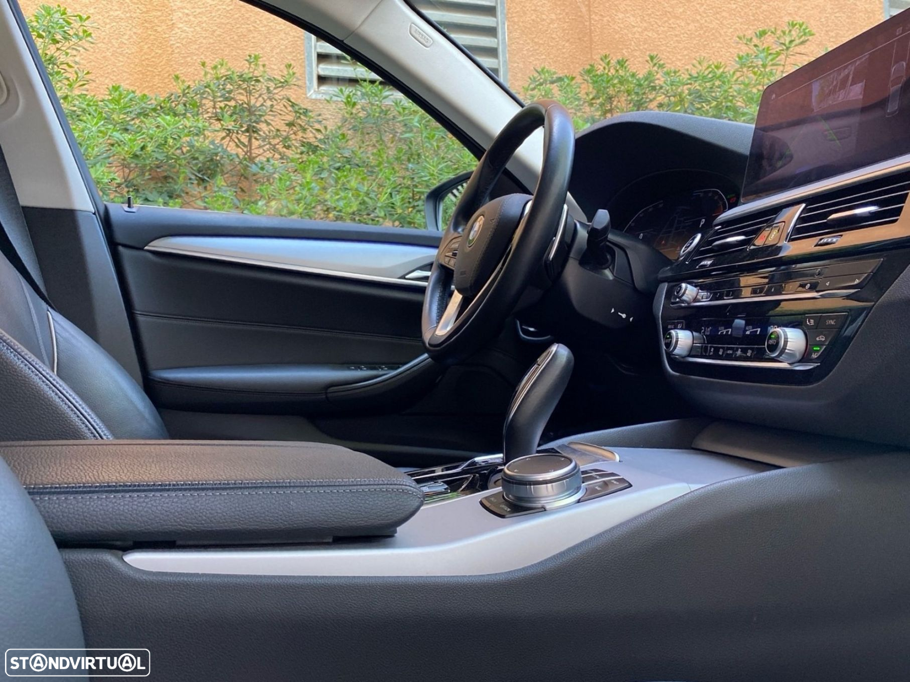 BMW 520 d Auto - 15