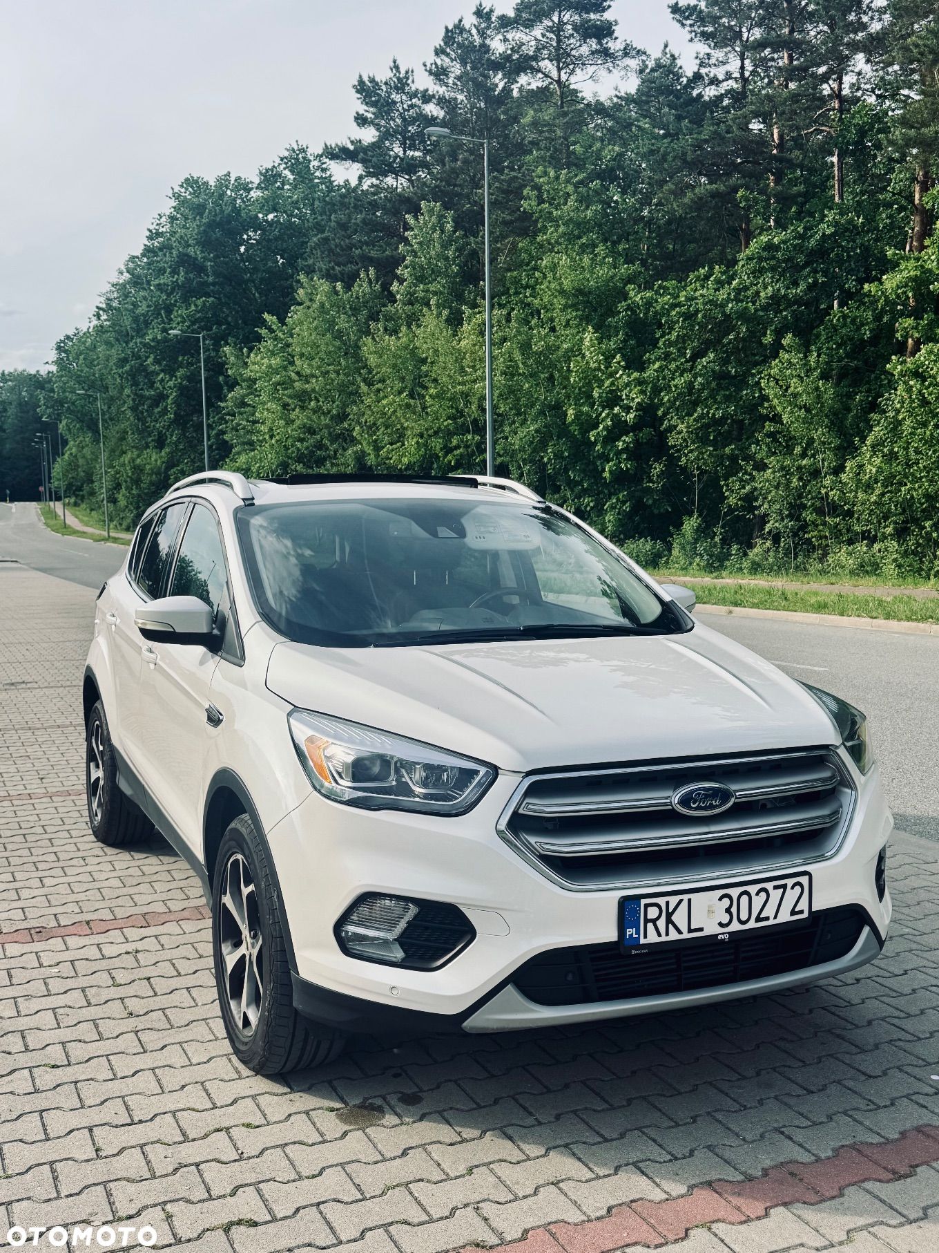 Ford Escape 2.0 EcoBoost AWD Titanium - 1