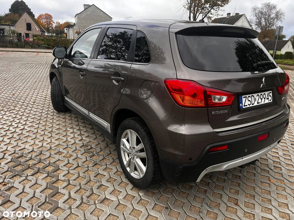 Mitsubishi ASX - 4
