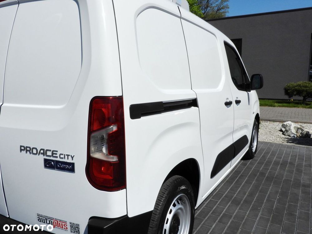 Toyota PROACE CITY  FURGON CHŁODNIA  -15*C ZASILANIE 230V TEMPOMAT KLIMATYZACJA  100KM - 20