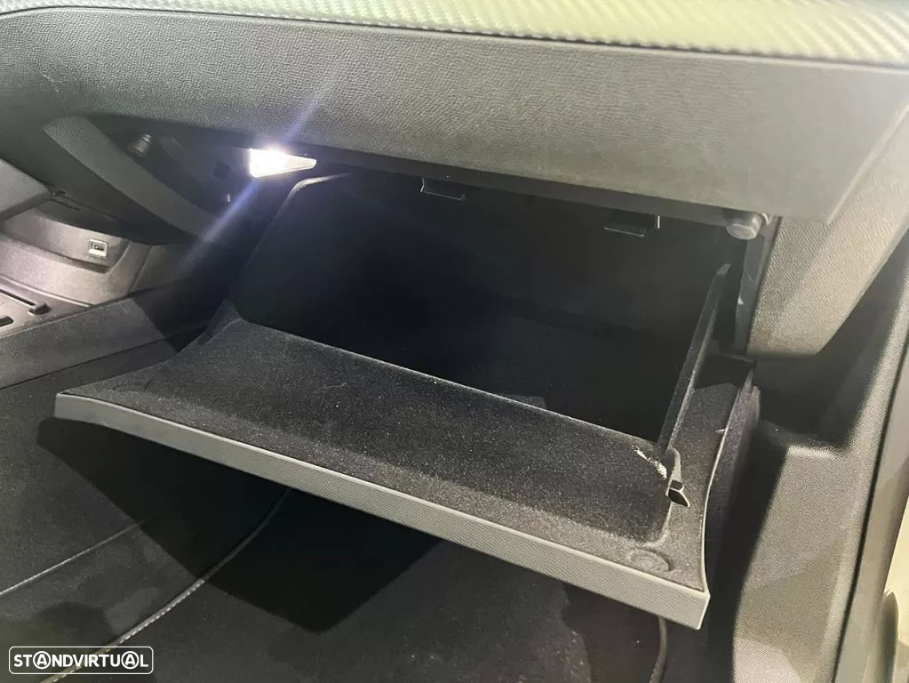 Peugeot 508 SW 1.6 Hybrid Allure e-EAT8 - 21