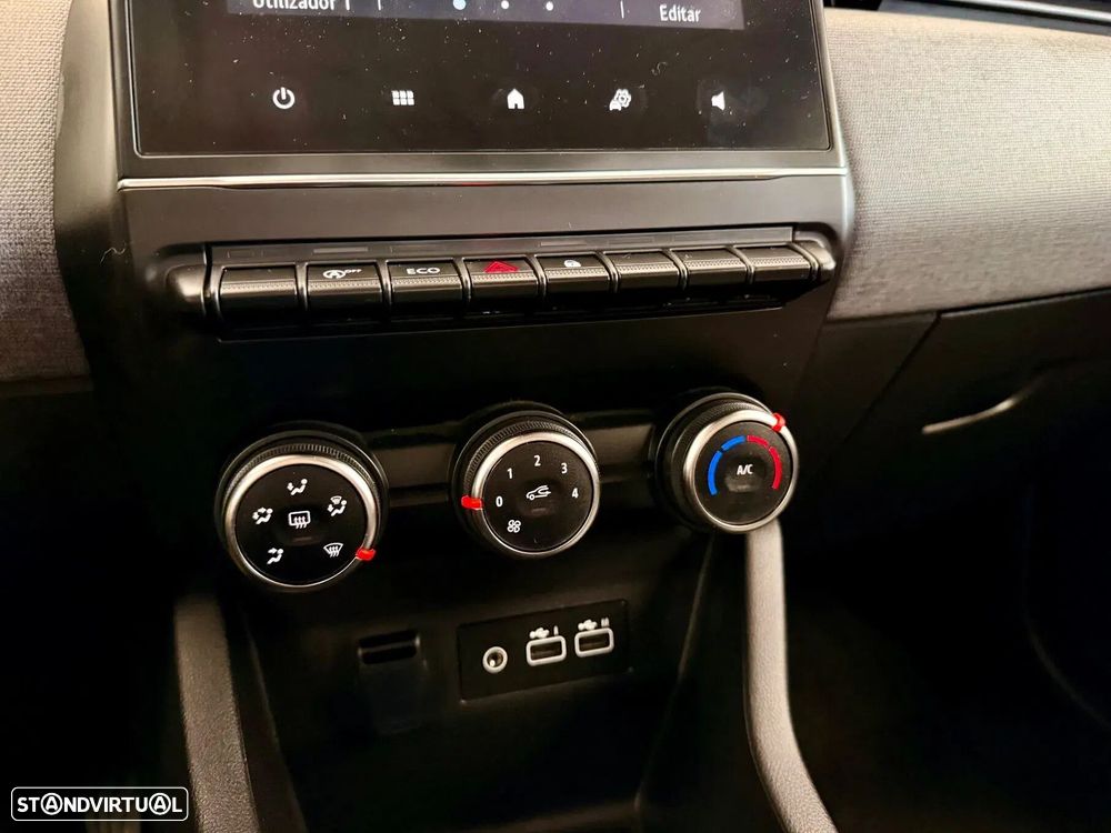 Renault Clio 1.0 TCe Techno - 19