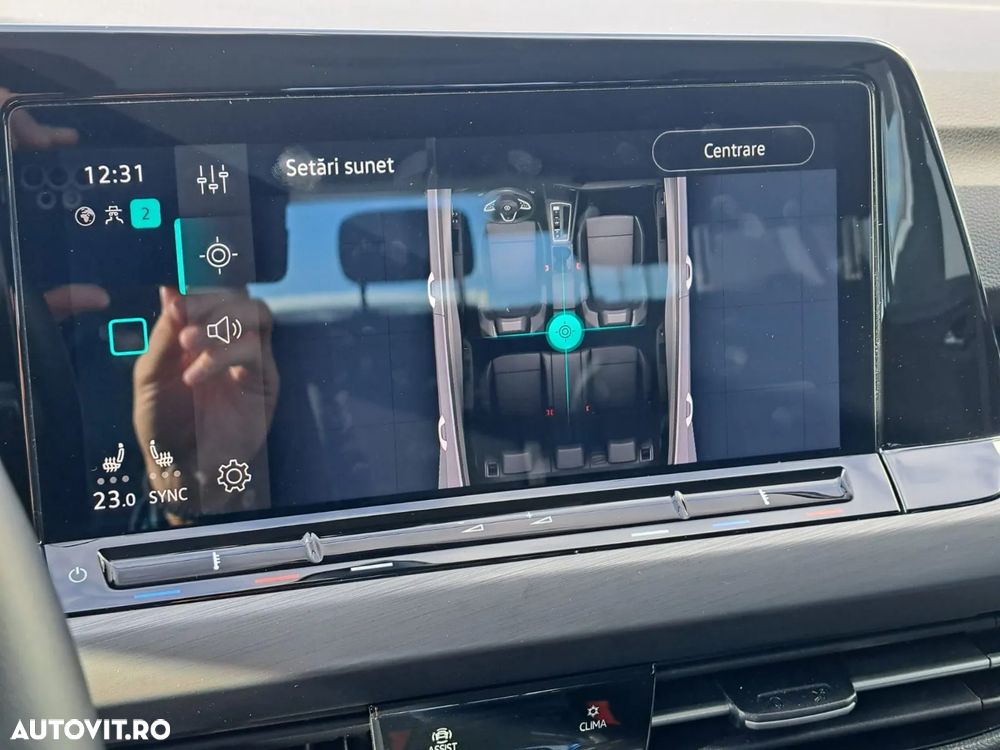 Volkswagen Golf 1.5 eTSI ACT DSG MHEV Style - 29