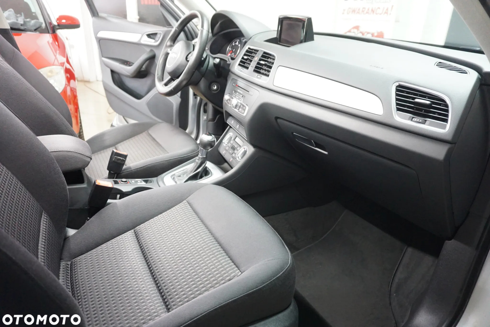 Audi Q3 2.0 TDI Quattro S tronic - 25