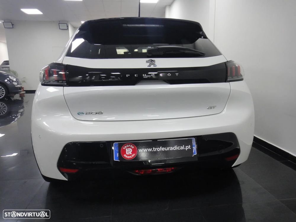 Peugeot e-208 50 kWh GT Pack - 6