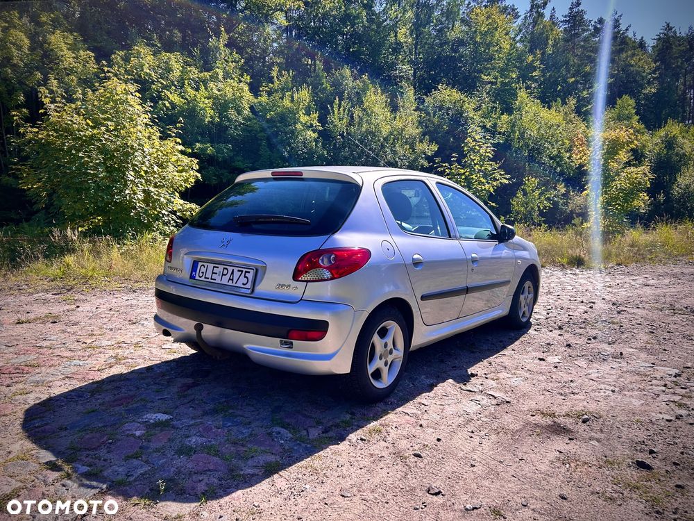 Peugeot 206 1.4 HDI XR Presence - 4