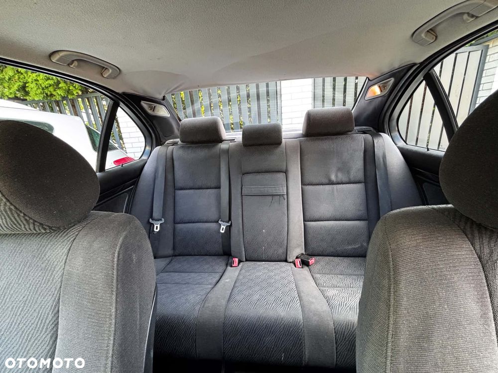BMW Seria 5 - 16