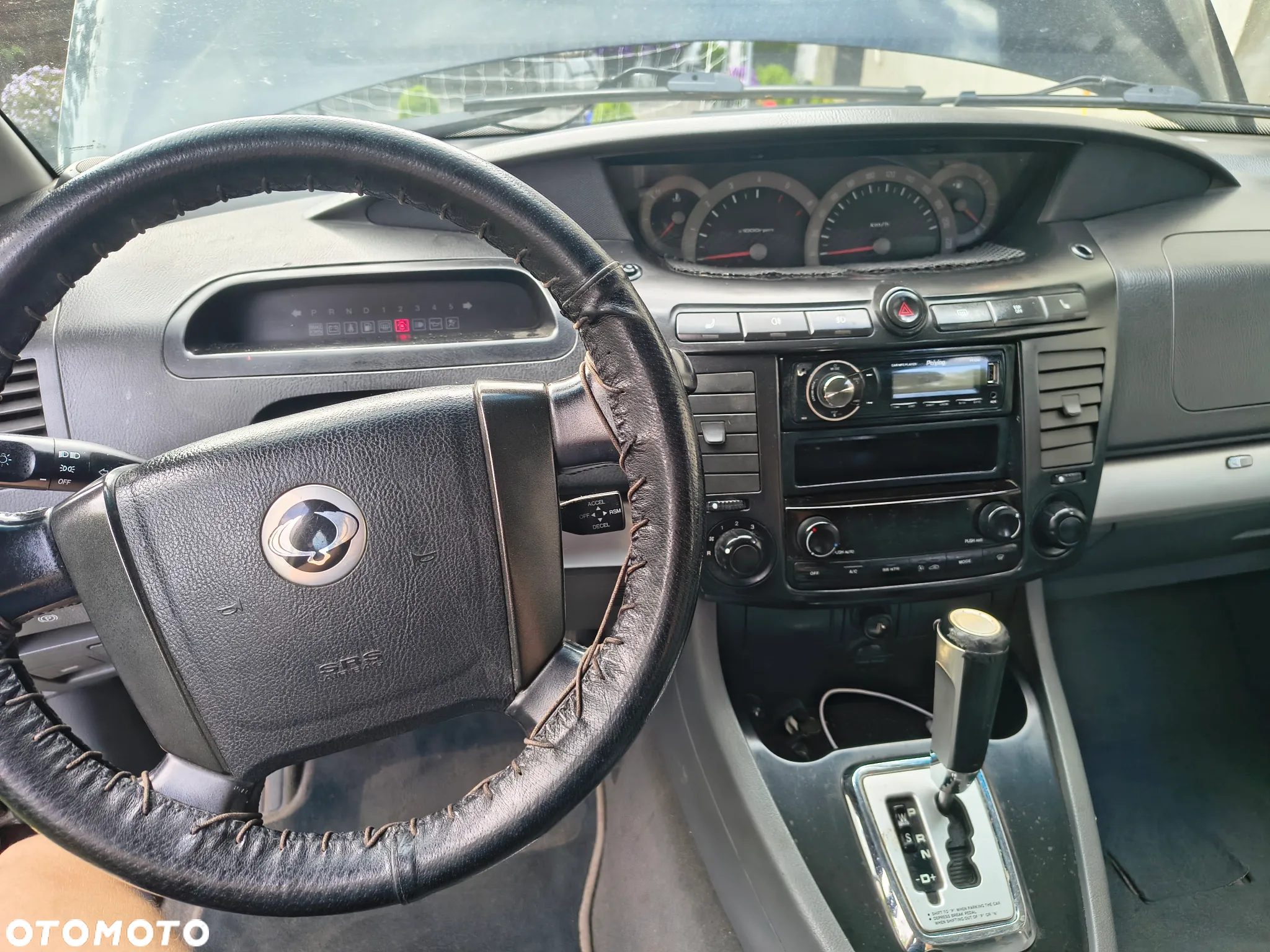 SsangYong/KGM Rodius - 12