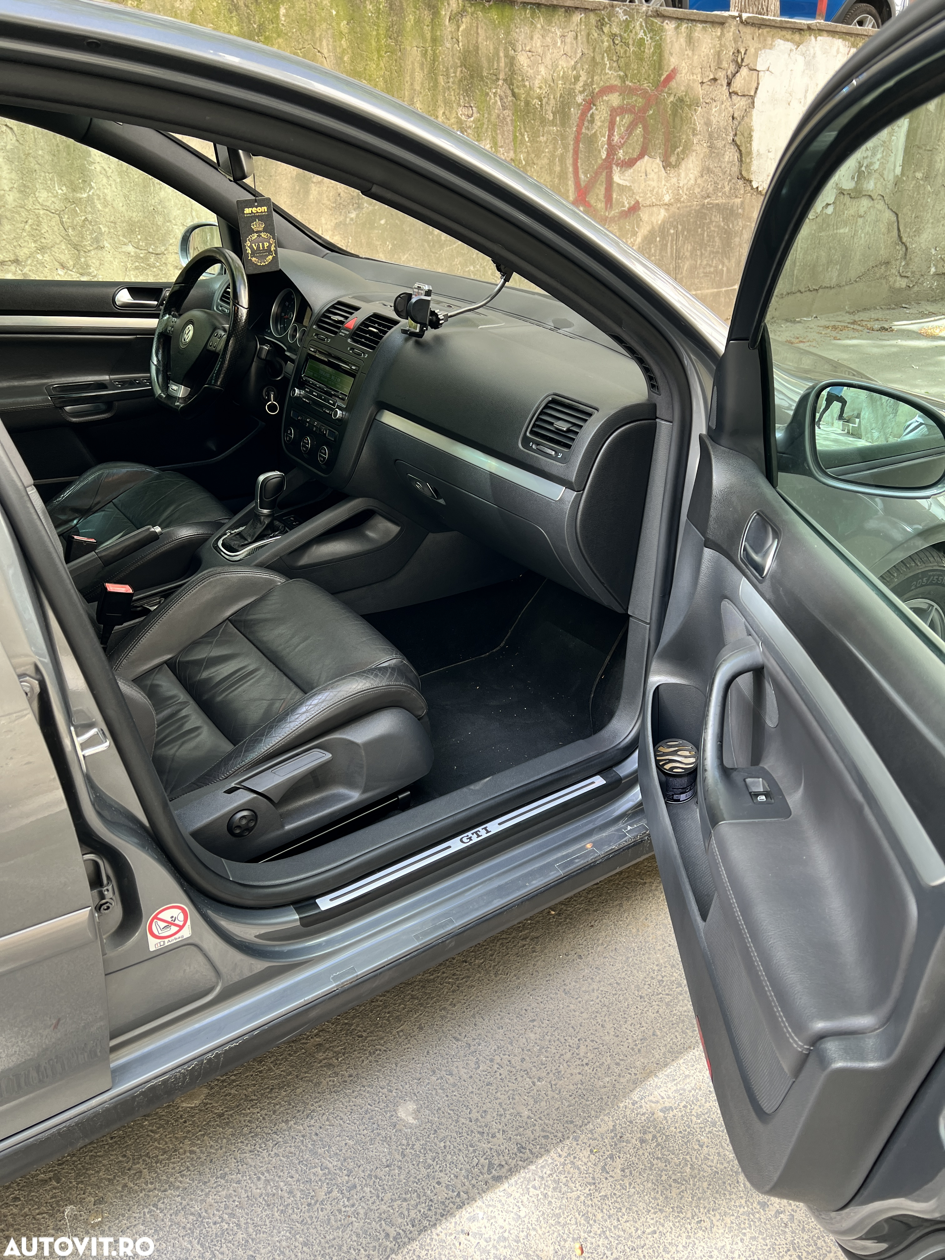 Volkswagen Golf 2.0 FSI GTI DSG - 10