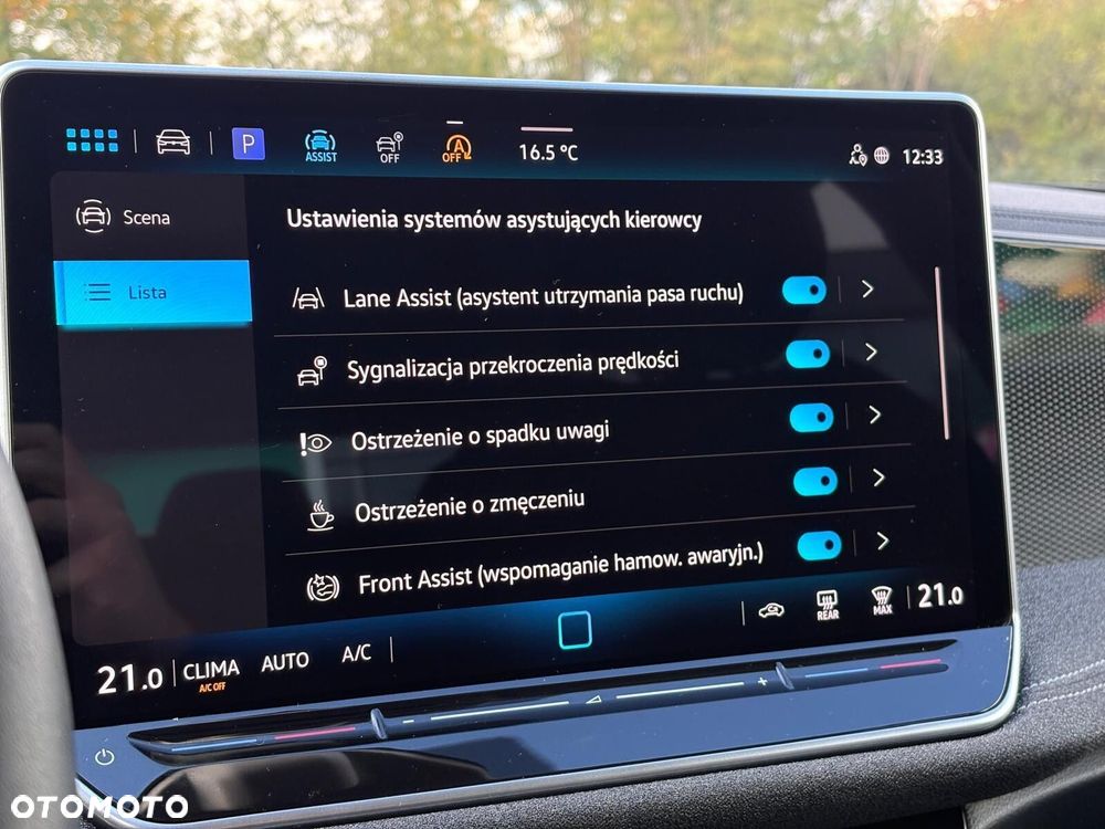 Volkswagen Passat - 20
