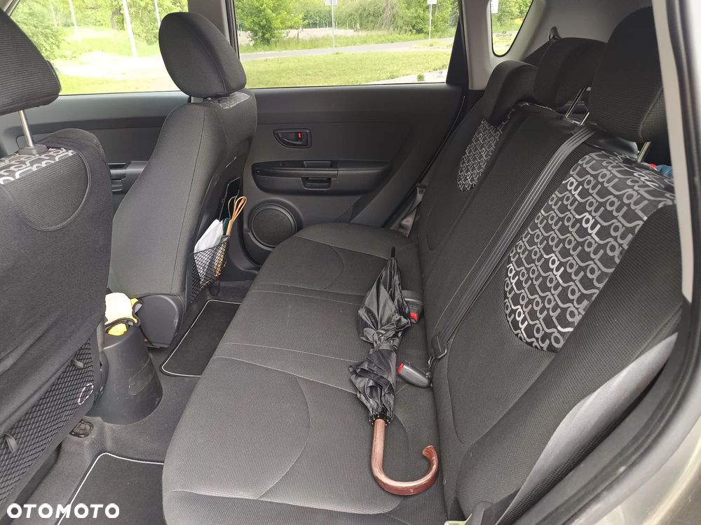 Kia Soul 1.6 L - 8