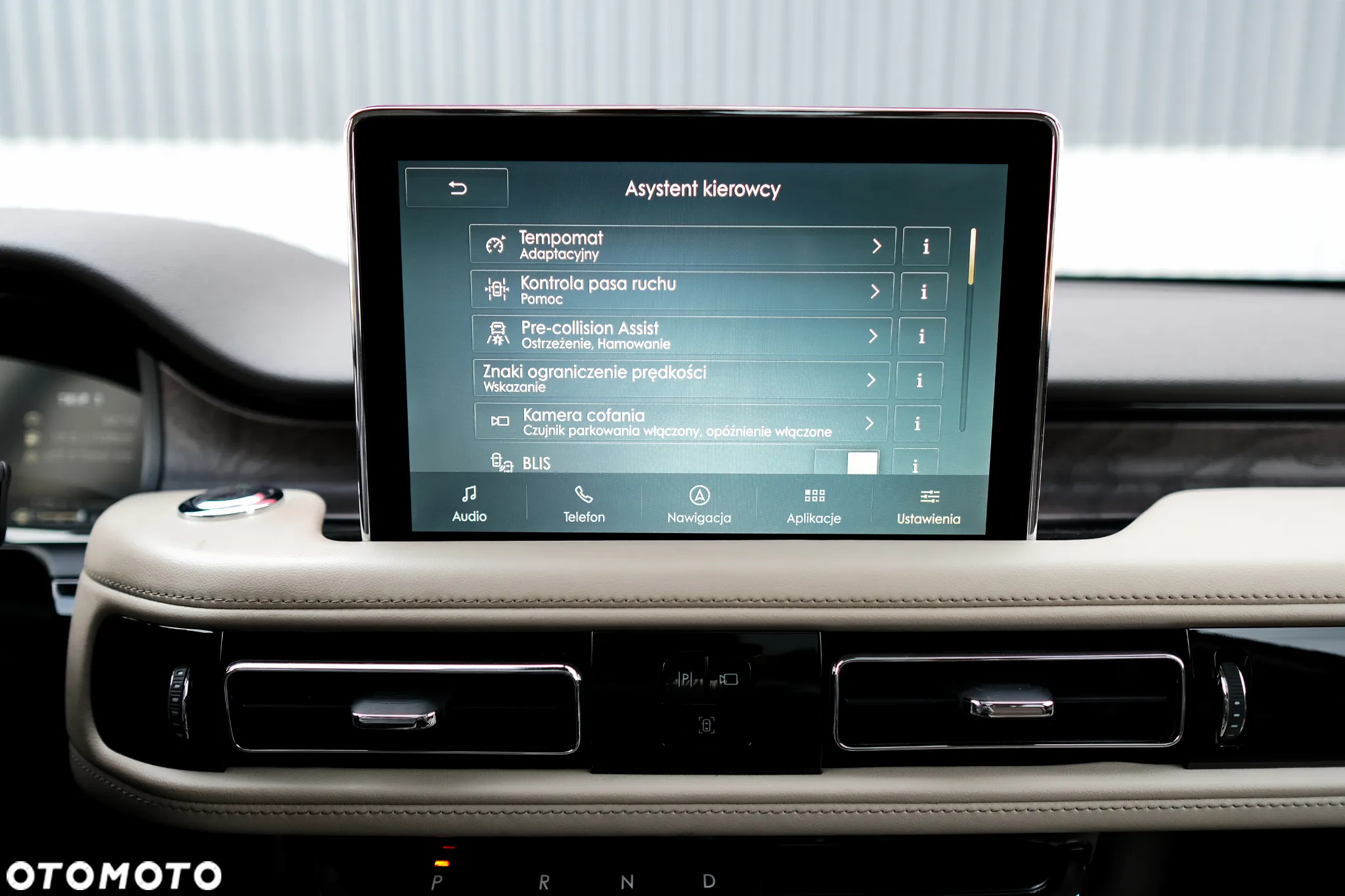 Lincoln Aviator - 30