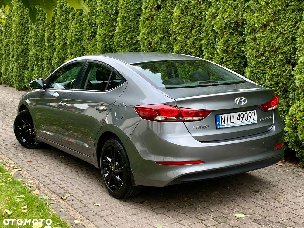 Hyundai Elantra 1.6 Style - 7