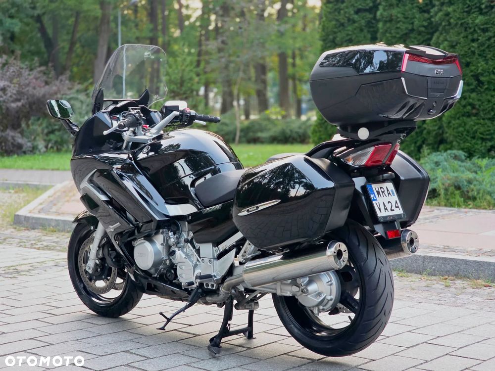 Yamaha FJR - 4