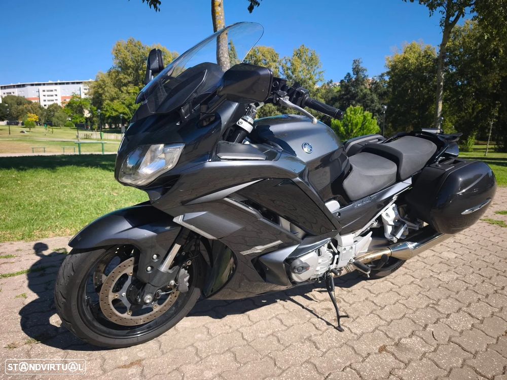 Yamaha FJR 1300 AE - 2