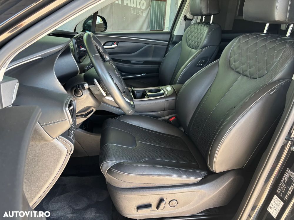 Hyundai Santa Fe 1.6 Plugin-Hybrid 4WD SEVEN Prime - 17