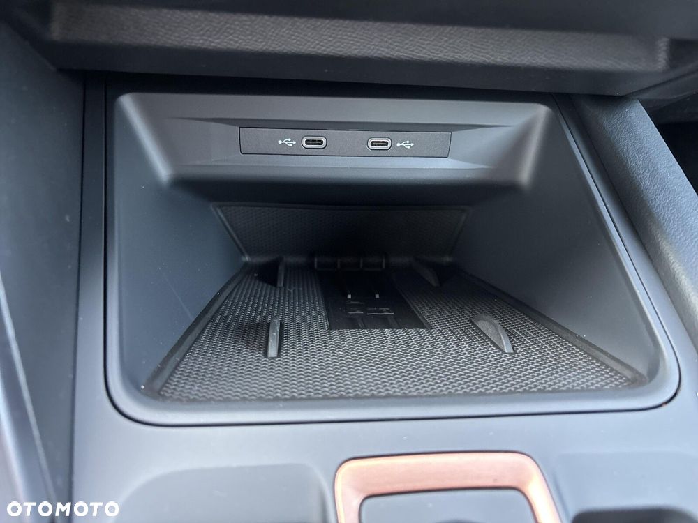Cupra Formentor 1.5 TSI DSG - 25