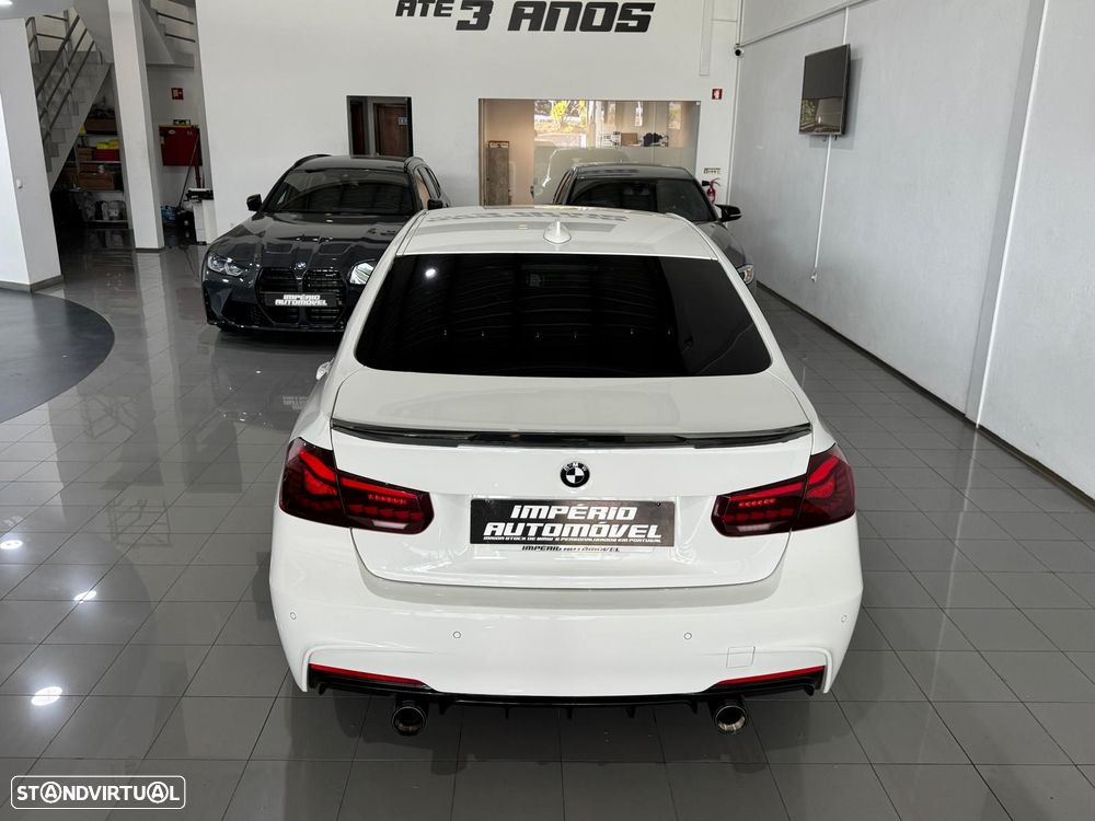 BMW 328 i Auto Pack M - 13