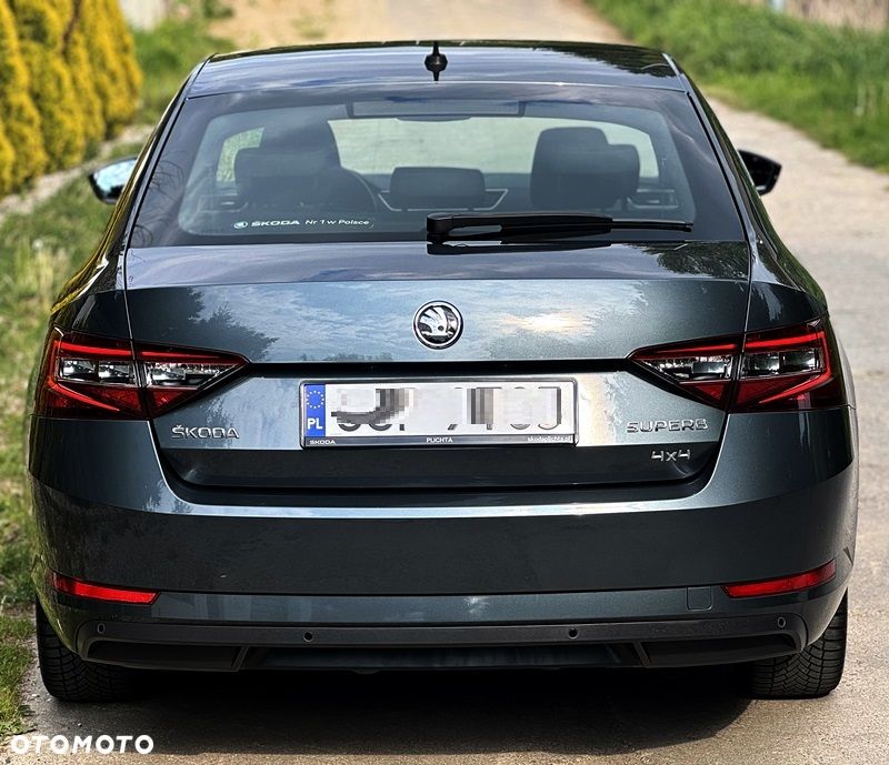 Skoda Superb 2.0 TDI SCR 4x4 Ambition DSG - 6
