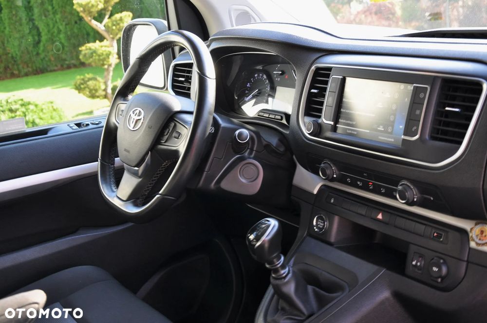 Toyota Proace Verso - 11