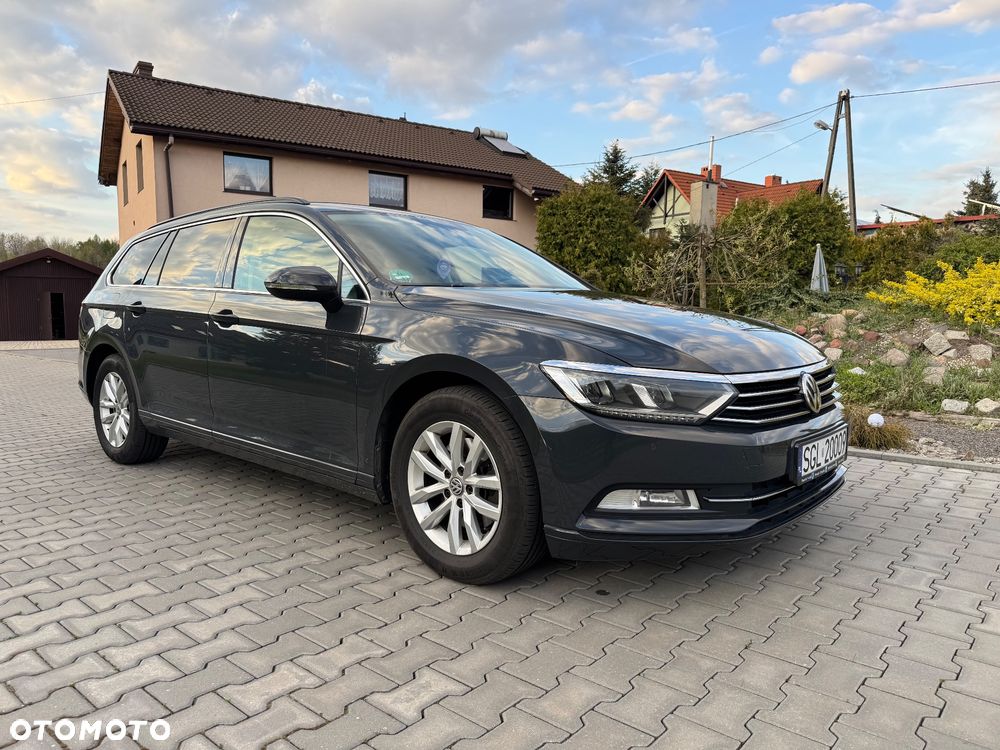 Volkswagen Passat 2.0 TDI SCR DSG Comfortline - 3