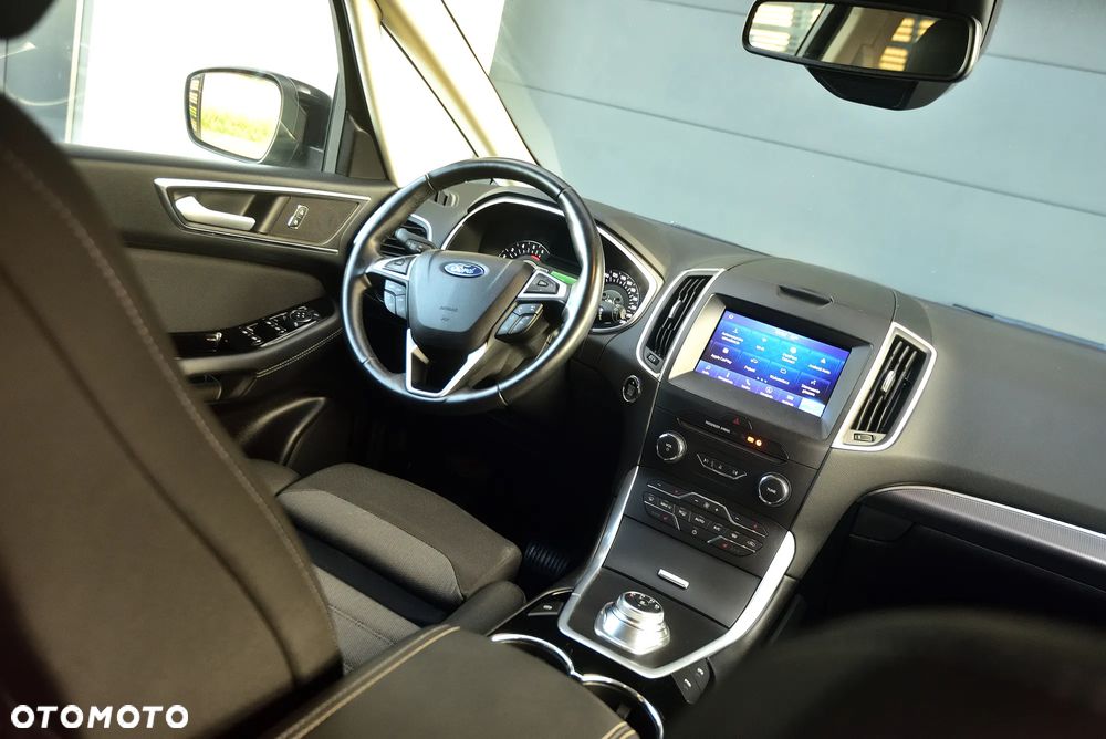 Ford S-Max 2.0 TDCi Titanium - 34