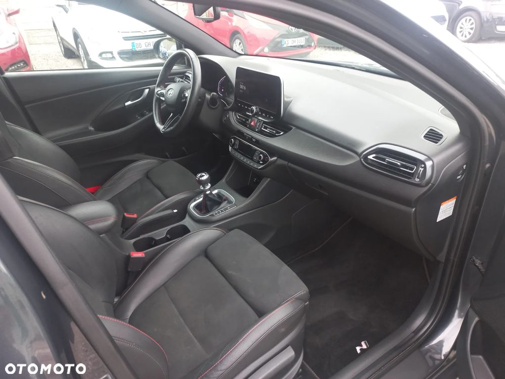Hyundai i30 1.5 T-GDI 48V-Hybrid N-Line - 28