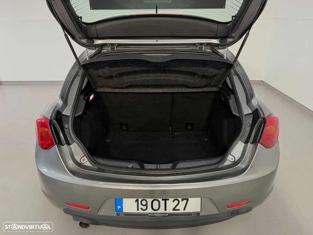 Alfa Romeo Giulietta 1.6 JTDM 16V - 15