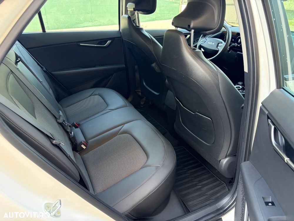 Kia Niro - 24