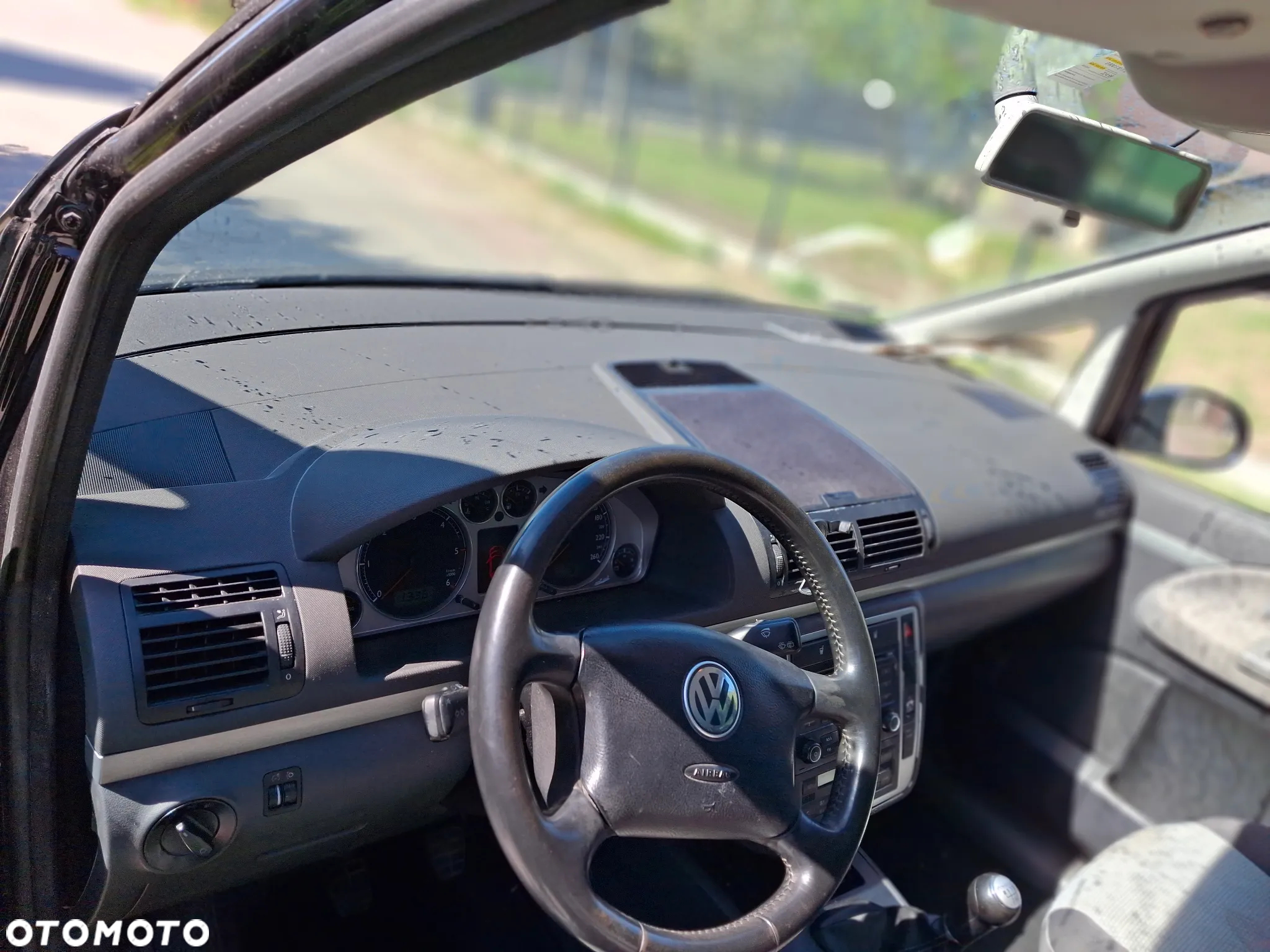 Volkswagen Sharan 2.0 TDI Trendline - 9