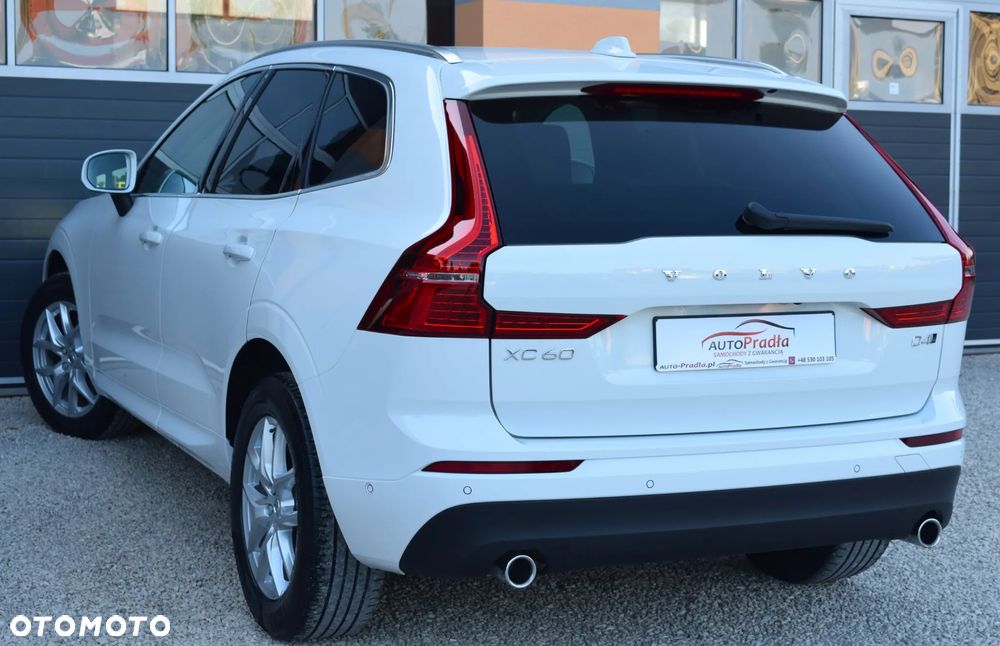 Volvo XC 60 D4 AWD Geartronic Momentum - 17
