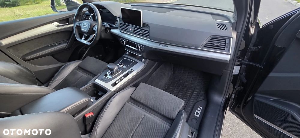 Audi Q5 ver-e--hybrid-270-kw-quattro-s-tronic - 21