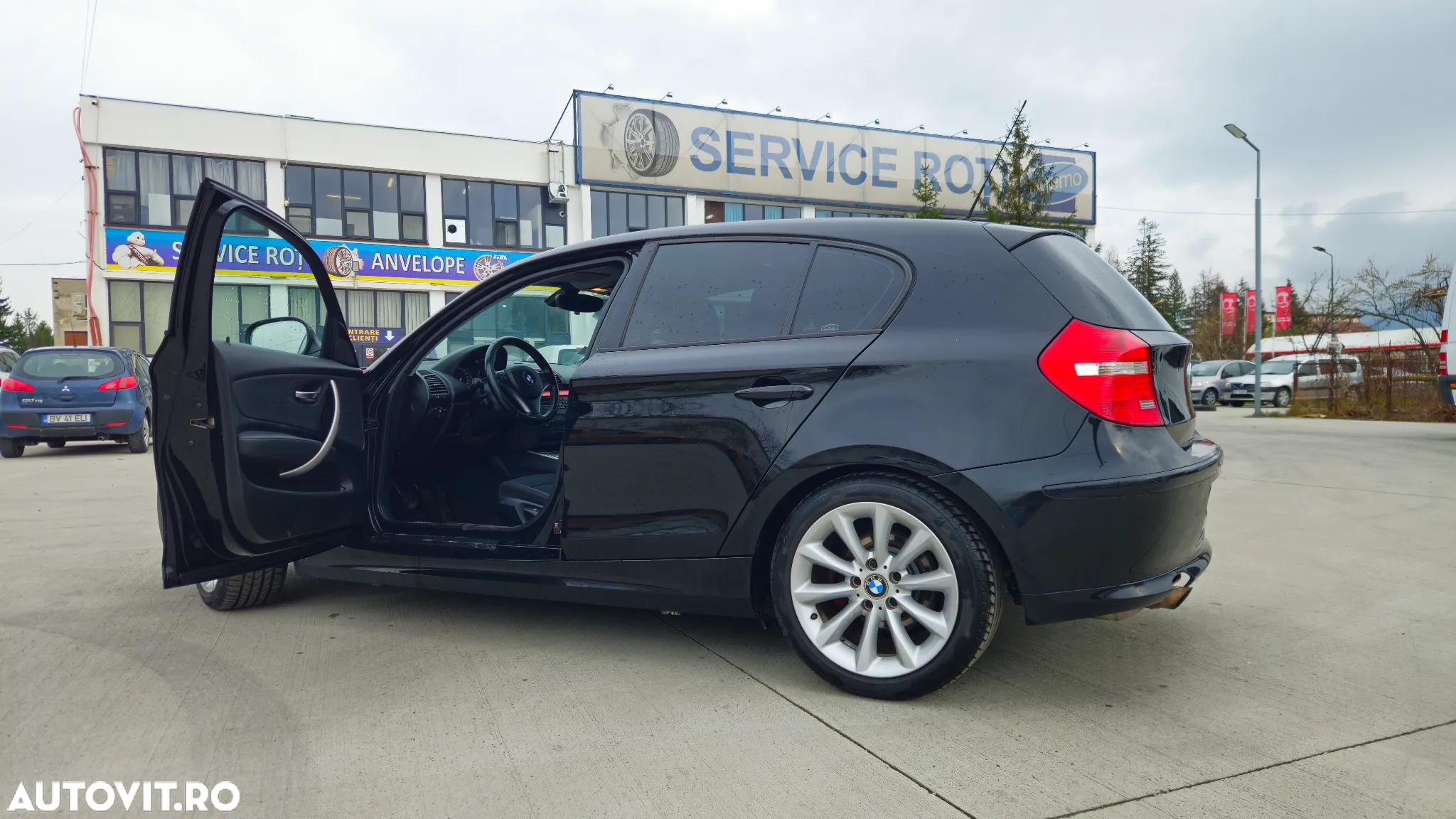 BMW Seria 1 118i - 5