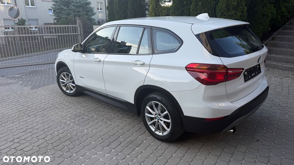 BMW X1 sDrive18d Advantage - 4