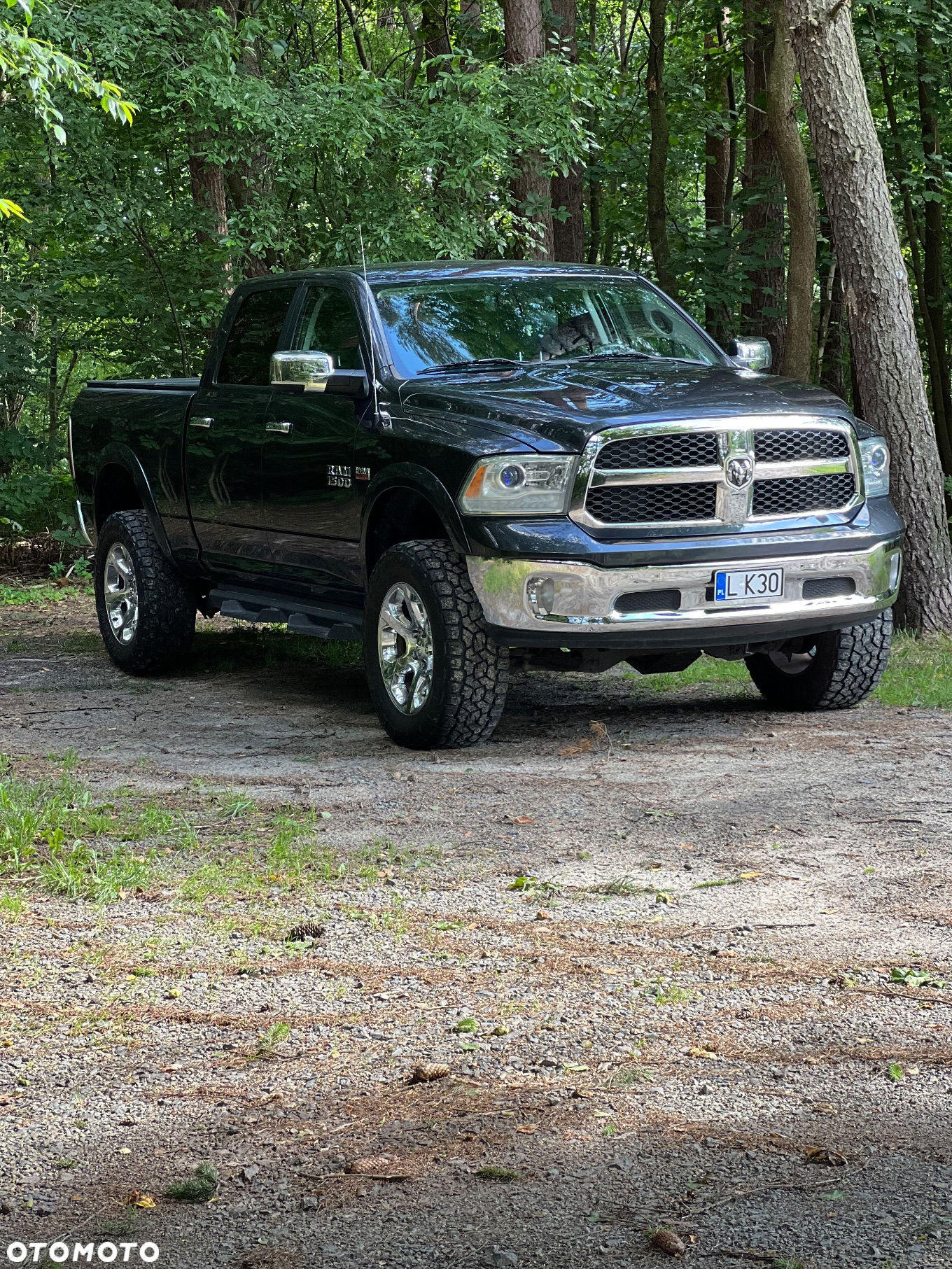 RAM 1500 5.7 Quad Cab Longbed Laramie Chrome