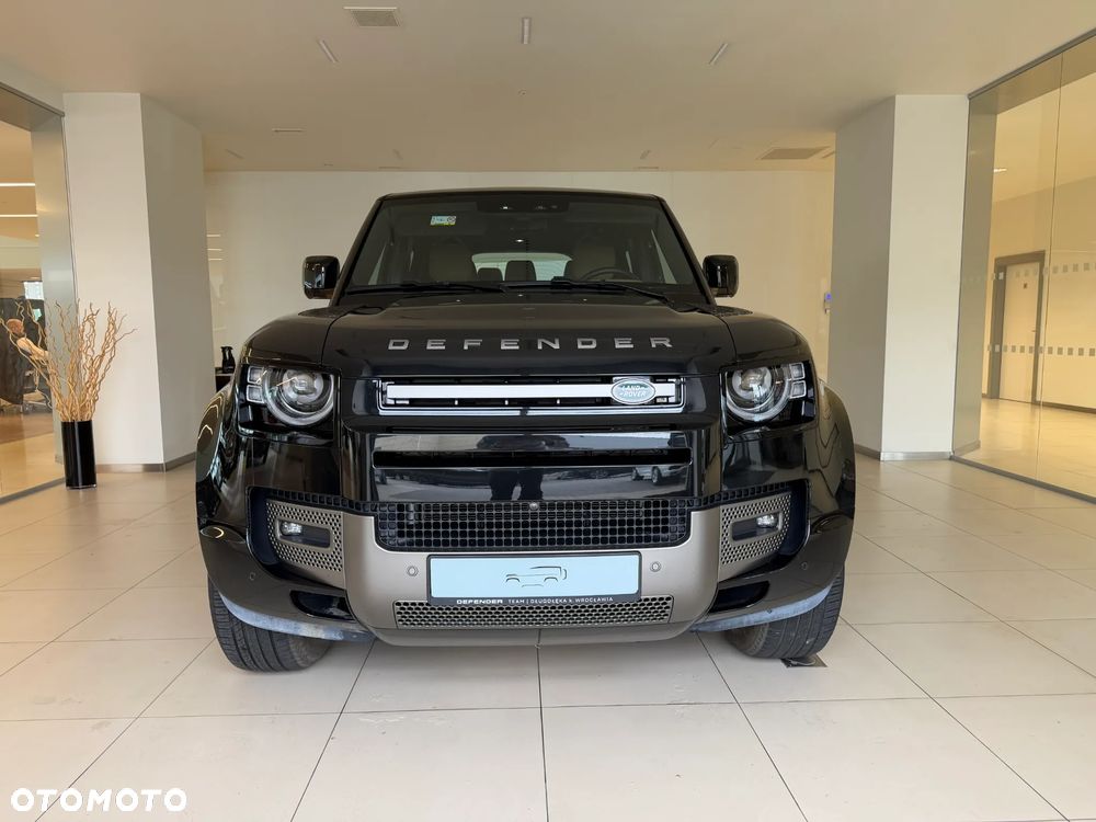 Land Rover Defender 2025 photo 2