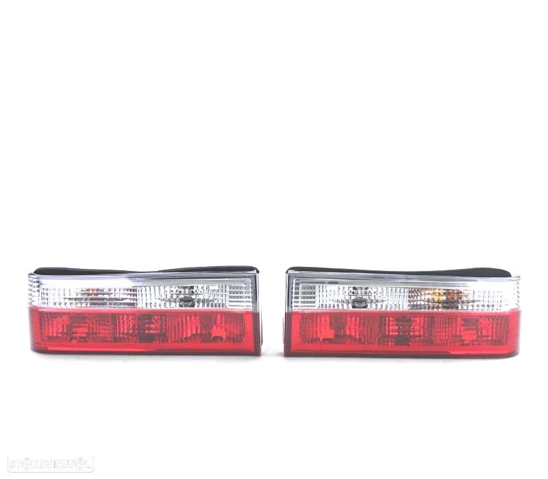 FAROLINS TRASEIROS E30 82-87 E30 CABRIO 82-90 VERMELHO BRANCO - 2