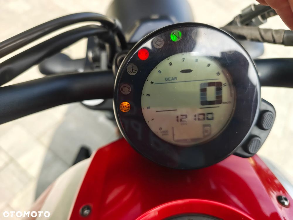 Yamaha XSR - 7