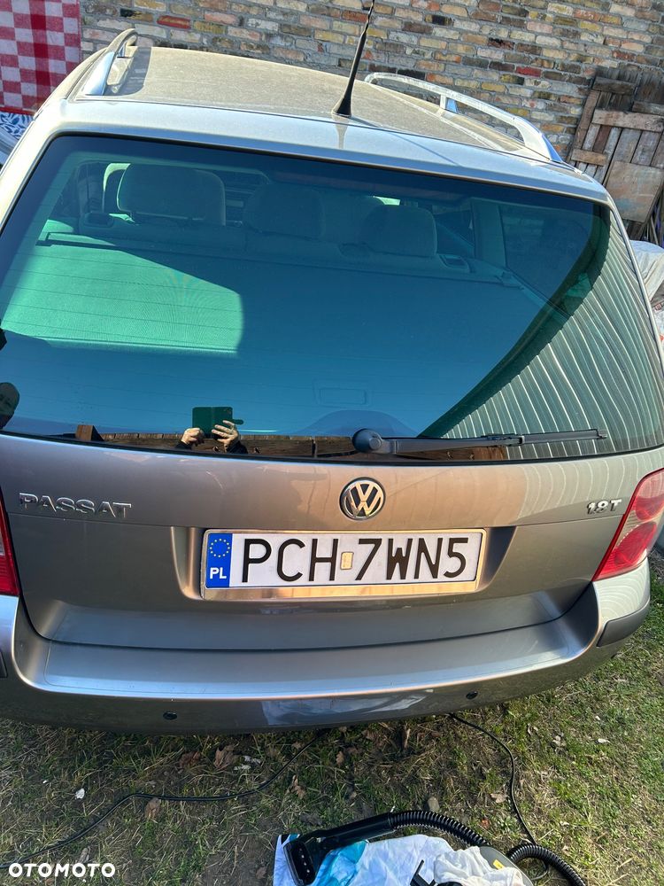 Volkswagen Passat - 14