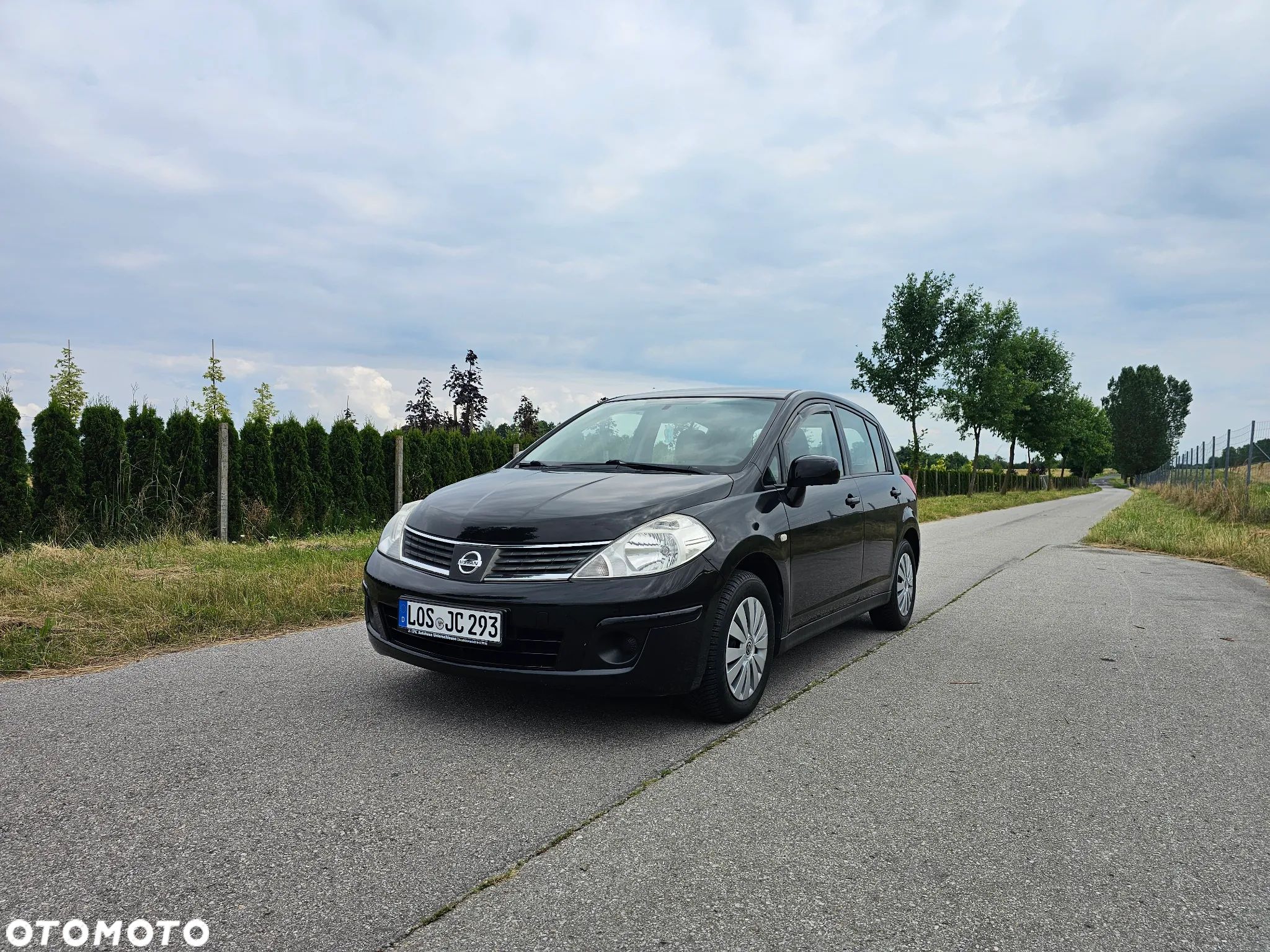 Nissan Tiida 1.6 Acenta - 1