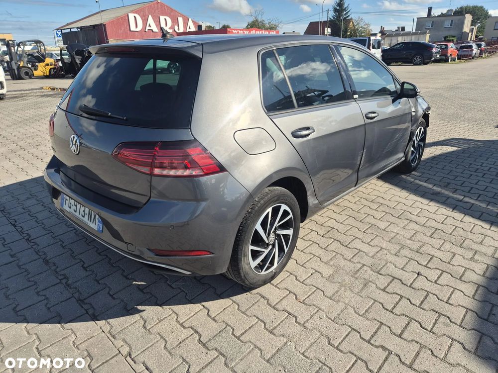Volkswagen Golf 1.6 TDI SCR DSG Comfortline - 9